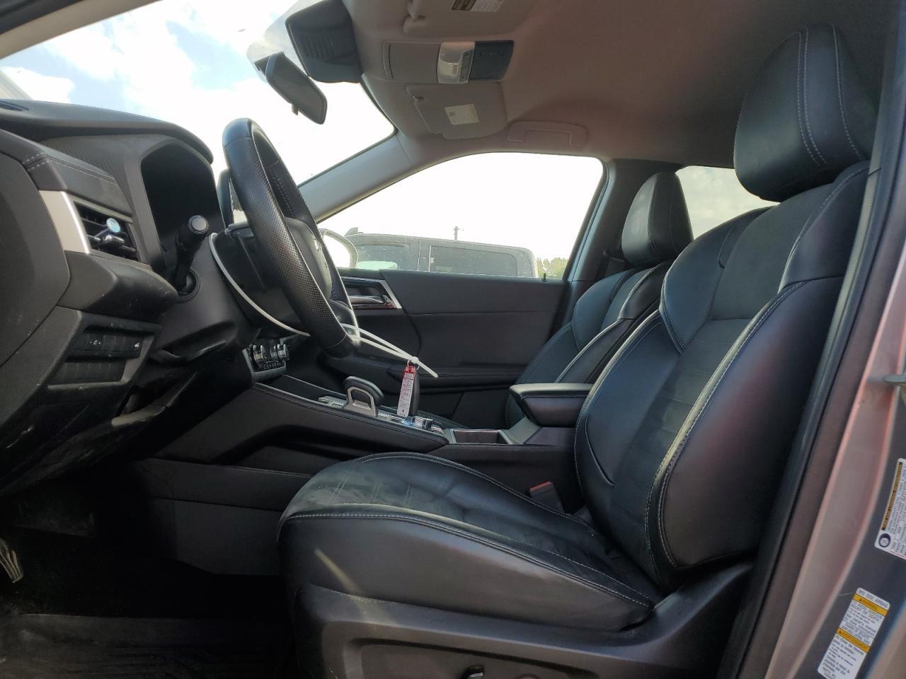 2022 Mitsubishi Outlander Se - Фото 7