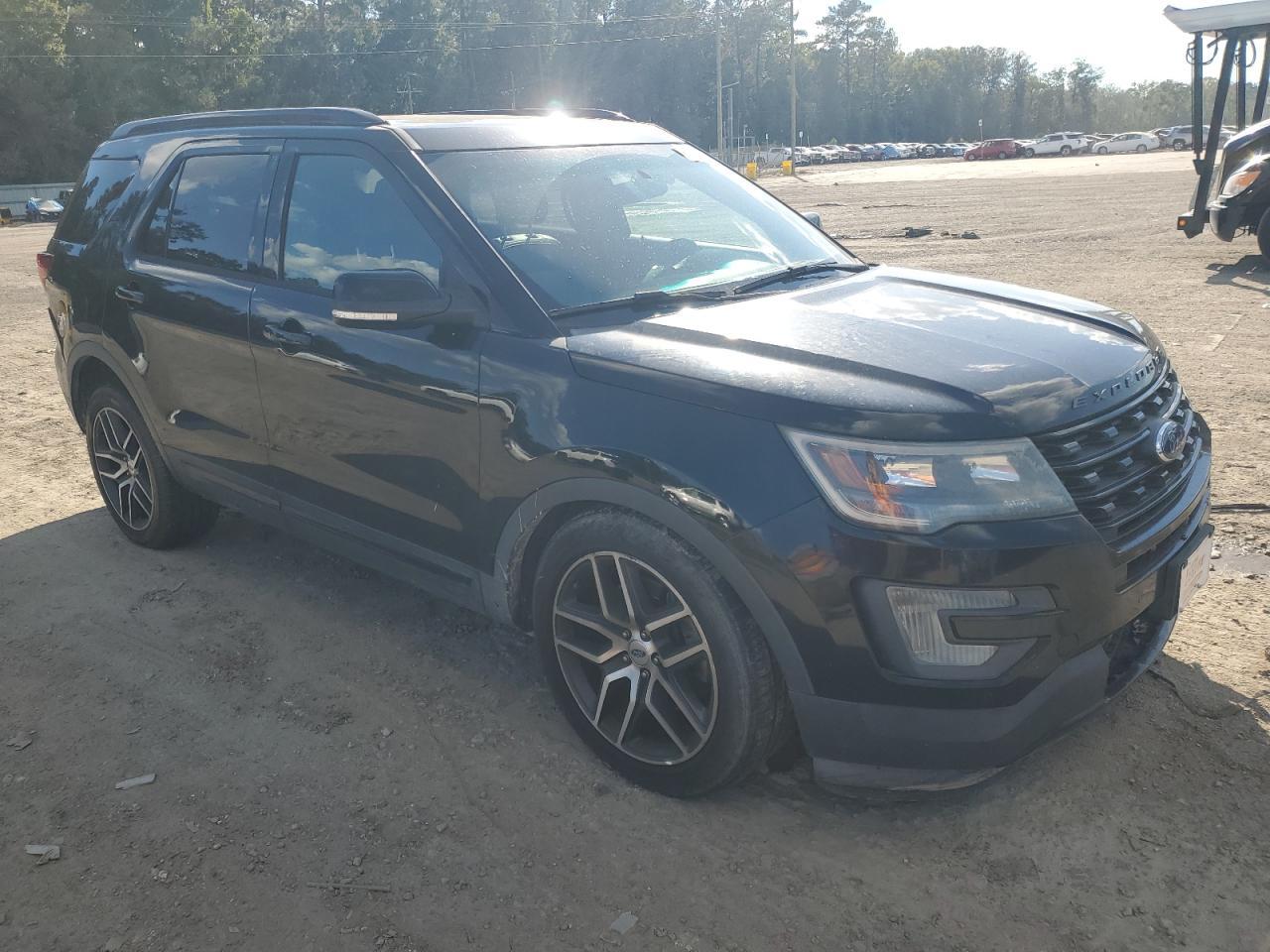 2017 Ford Explorer Sport - Фото 4