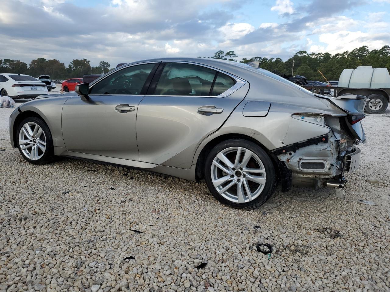 2021 Lexus Is 300 - Фото 2