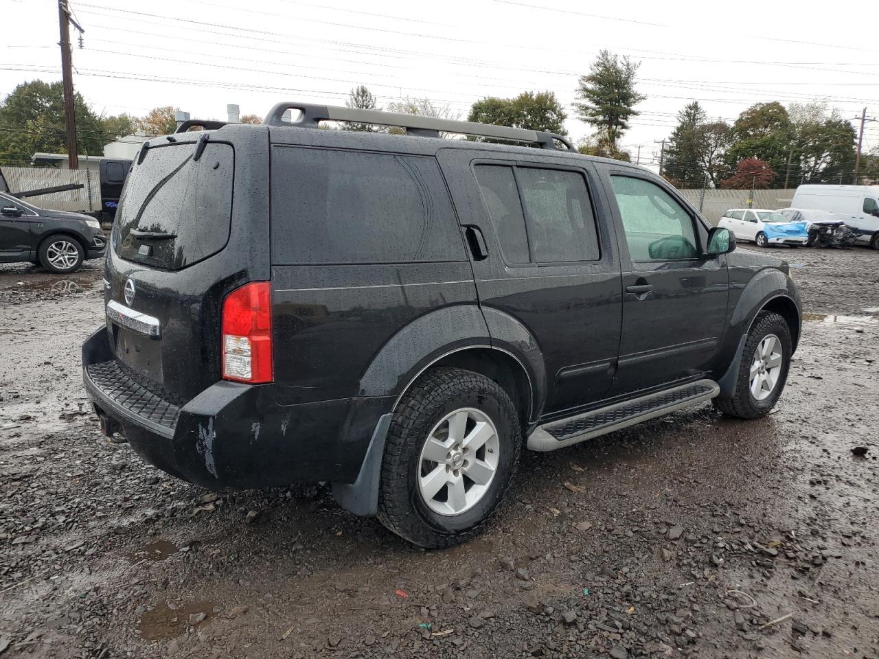 2012 Nissan Pathfinder S - Фото 3