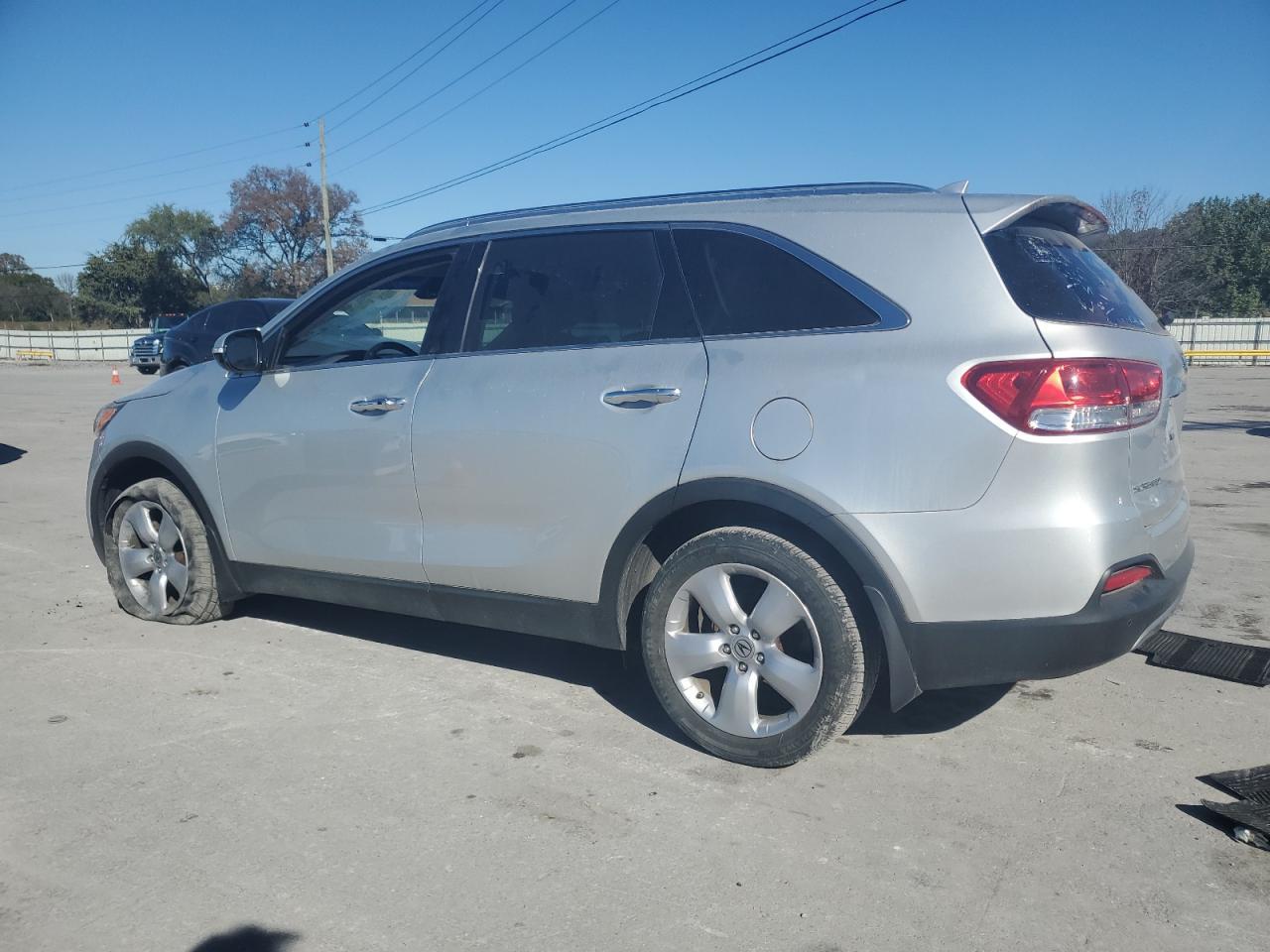 2017 Kia Sorento Ex - Фото 2