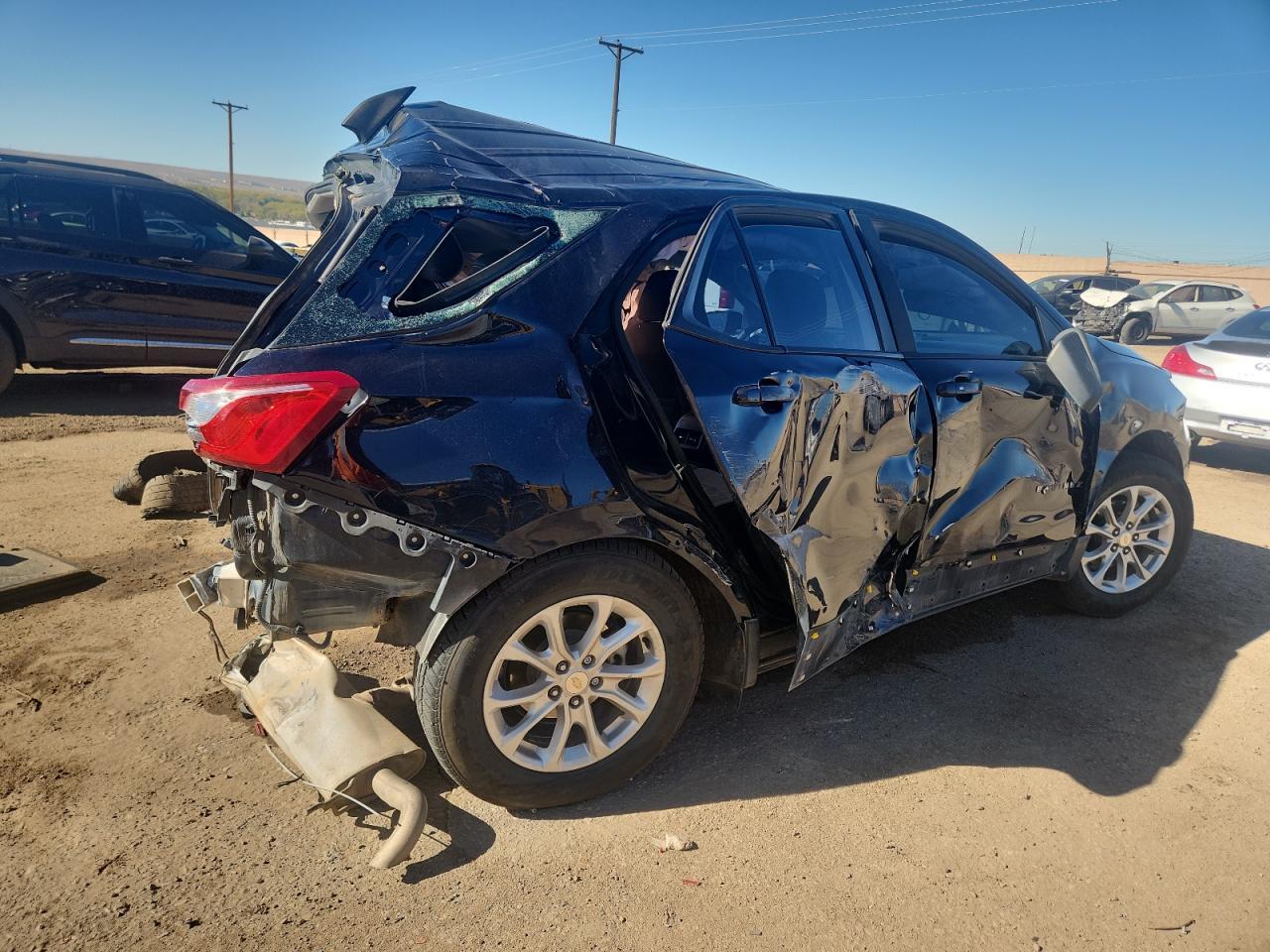 2021 Chevrolet Equinox Ls - Фото 3