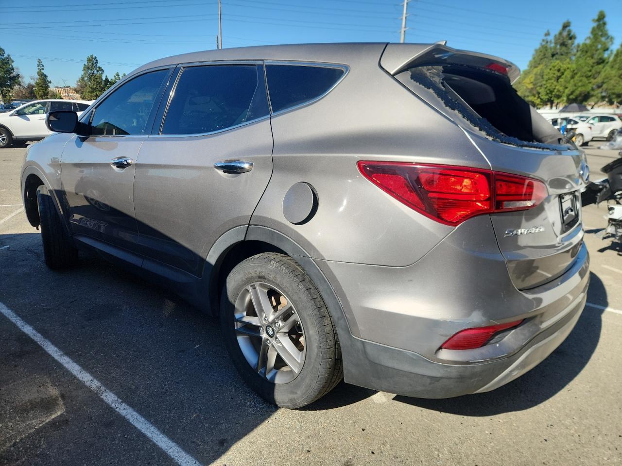 2017 Hyundai Santa Fe Sport 2.4L - Image 2