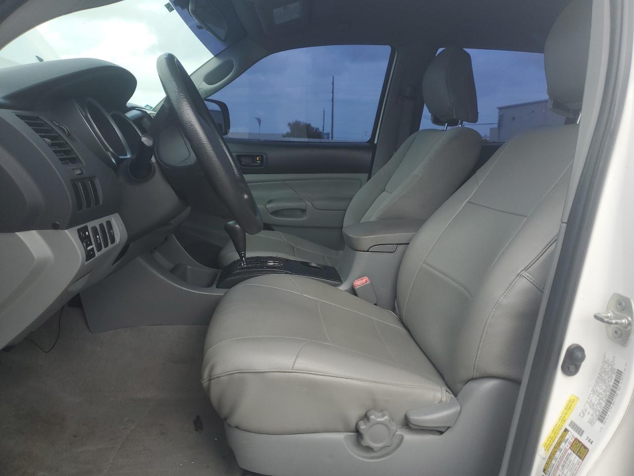 2011 Toyota Tacoma Double Cab - Image 7