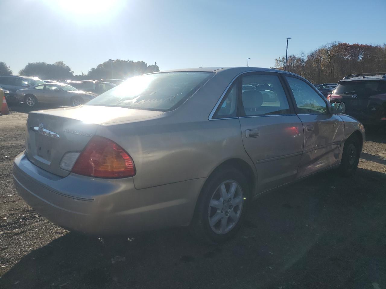 2000 Toyota Avalon Xls - Фото 3