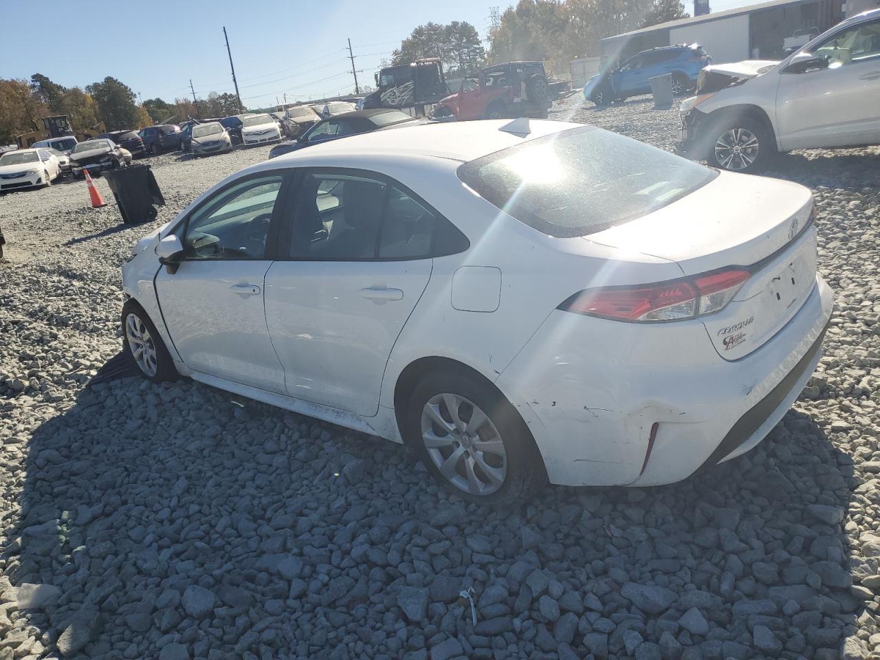 2020 Toyota Corolla Le - Фото 2