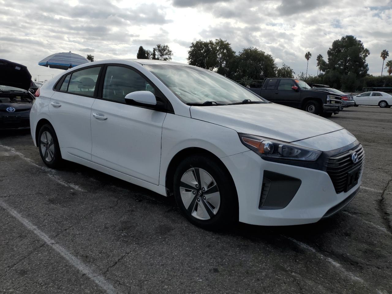 2019 Hyundai Ioniq Blue - Фото 4