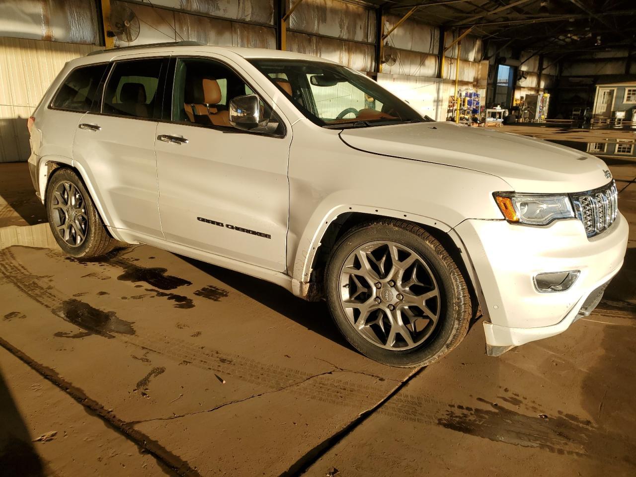 2020 Jeep Grand Cherokee Overland - Фото 4