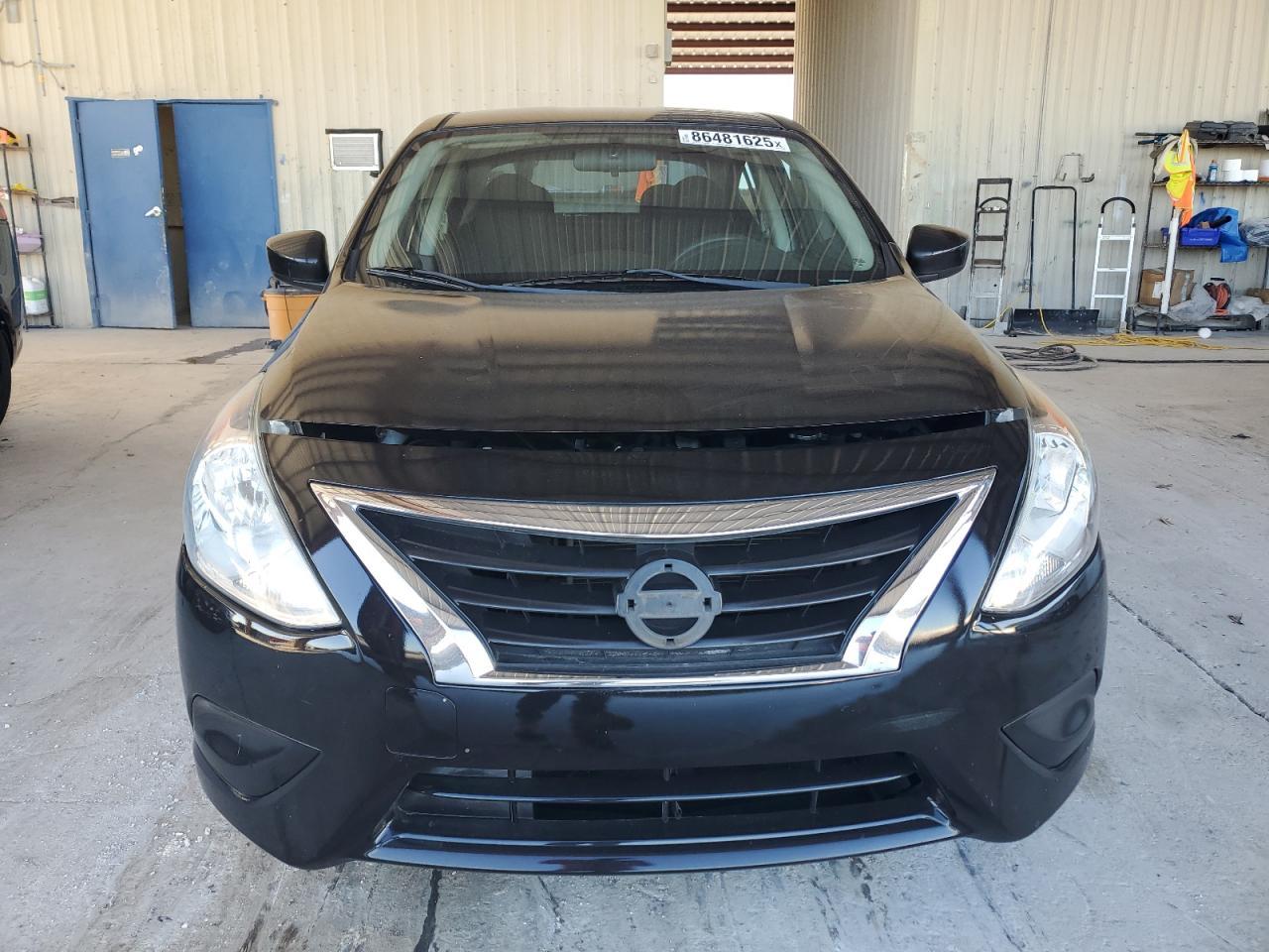 2016 Nissan Versa S - Фото 5