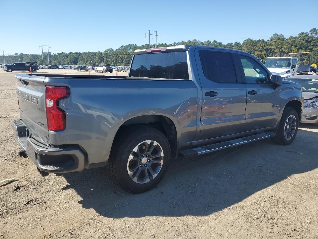 2022 Chevrolet Silverado Ltd C1500 Rst - Image 3