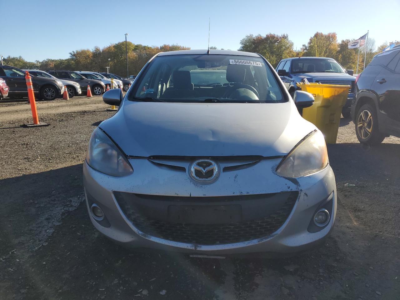 2013 Mazda Mazda2 - Image 5