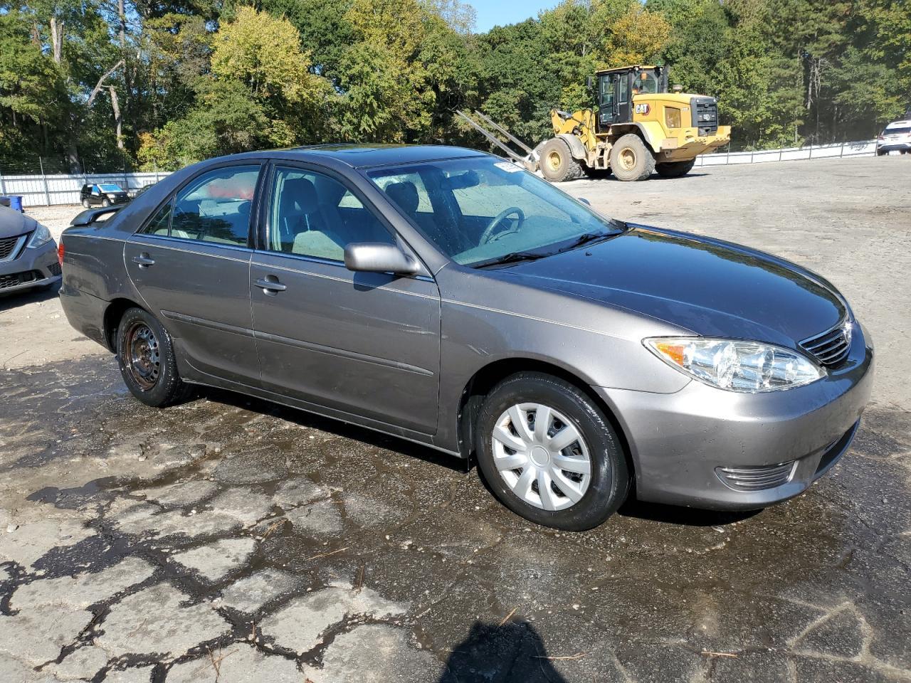 2005 Toyota Camry Le - Фото 4