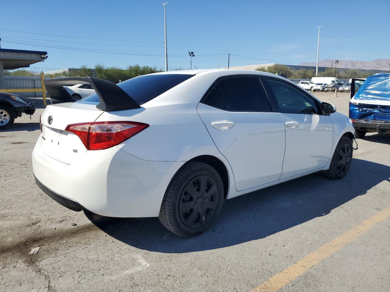 2019 Toyota Corolla L - Фото 3