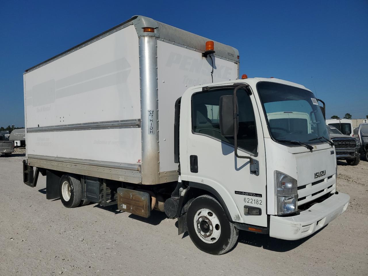 2012 Isuzu Npr Hd - Box Truck - Фото 4