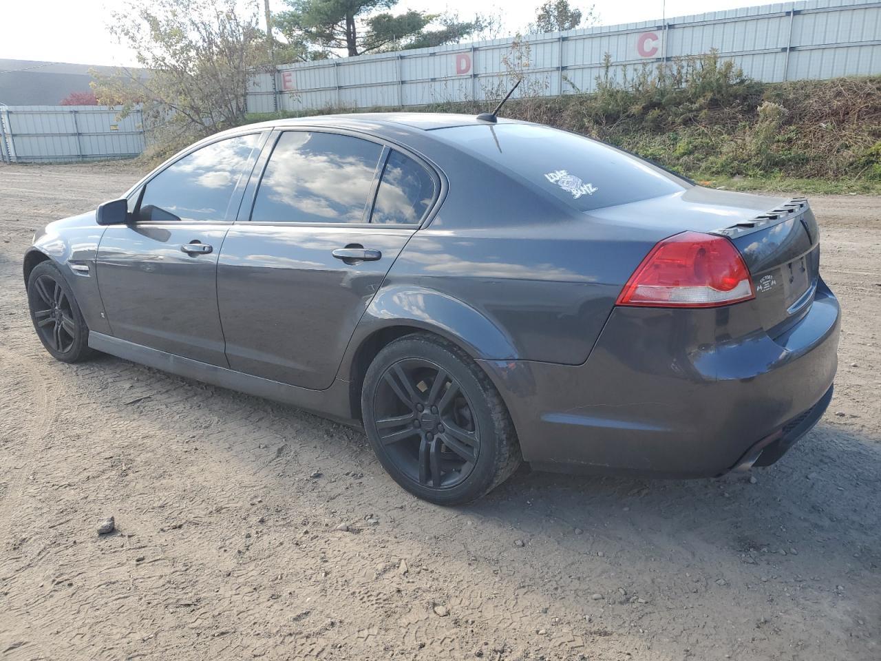 2009 Pontiac G8 - Фото 2