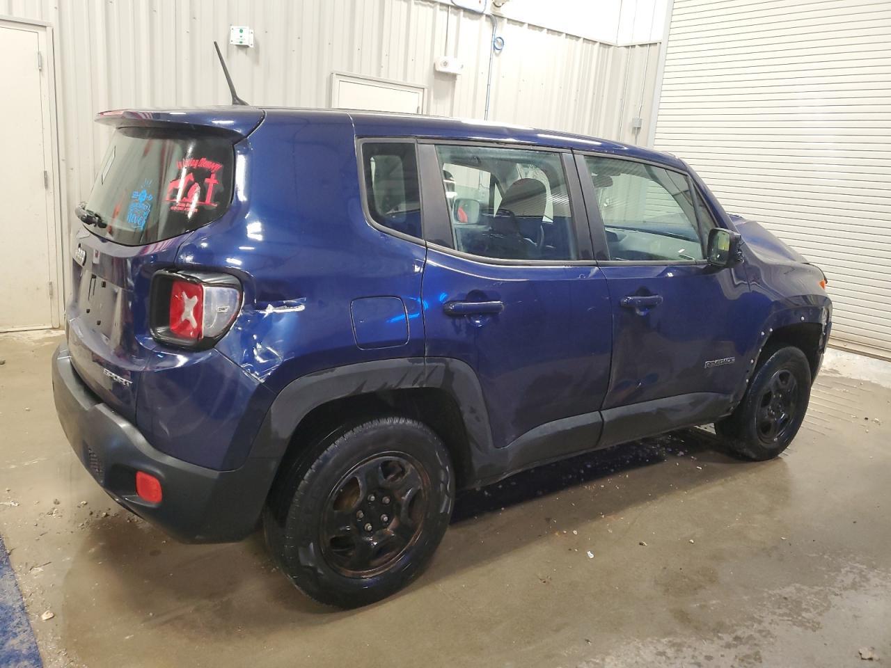 2017 Jeep Renegade Sport - Фото 3