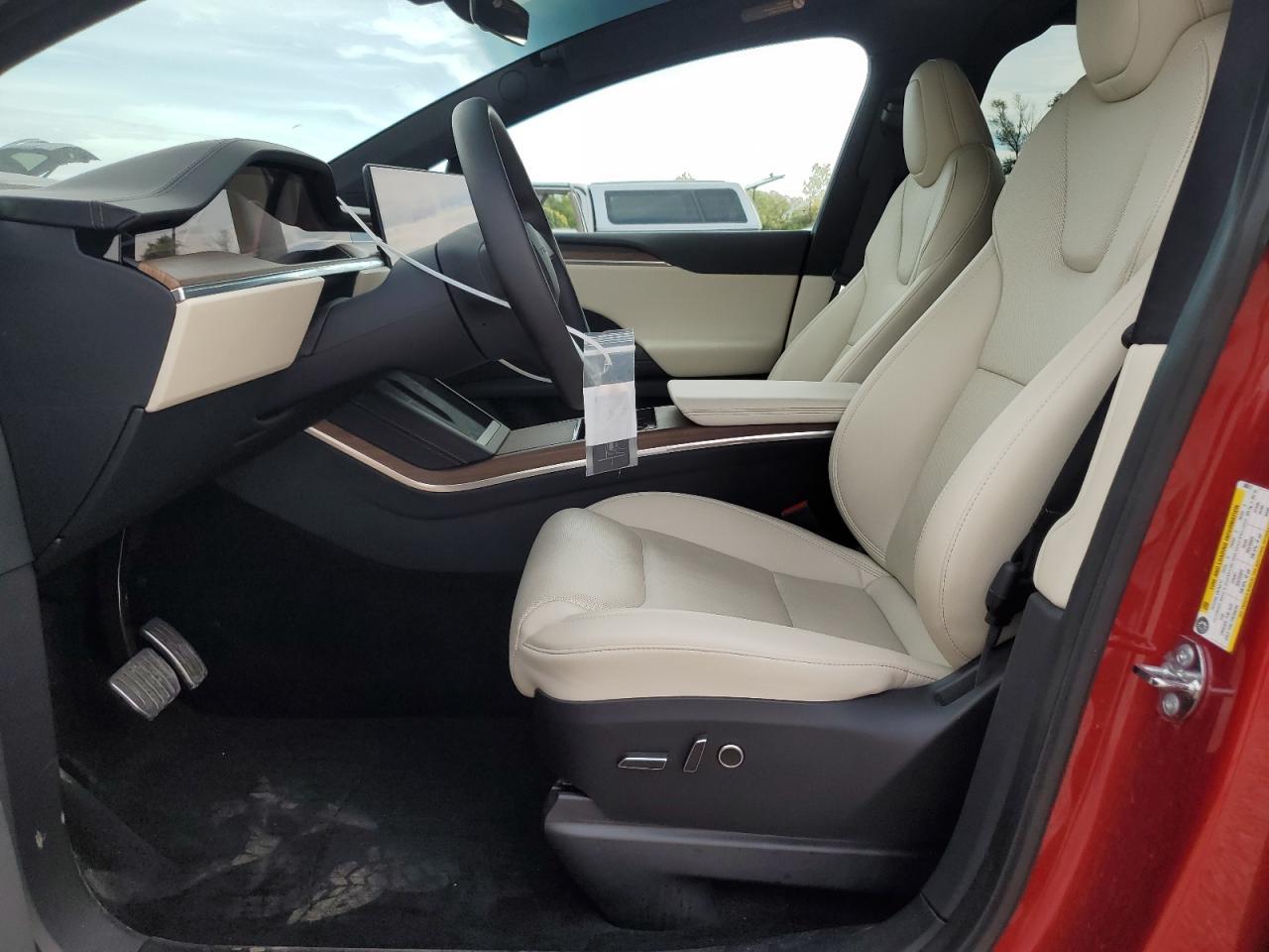 2023 Tesla Model X - Фото 7