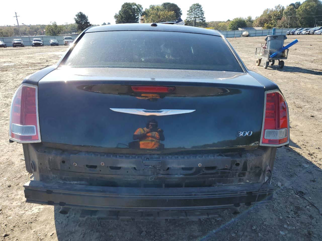 2013 Chrysler 300 - Фото 6