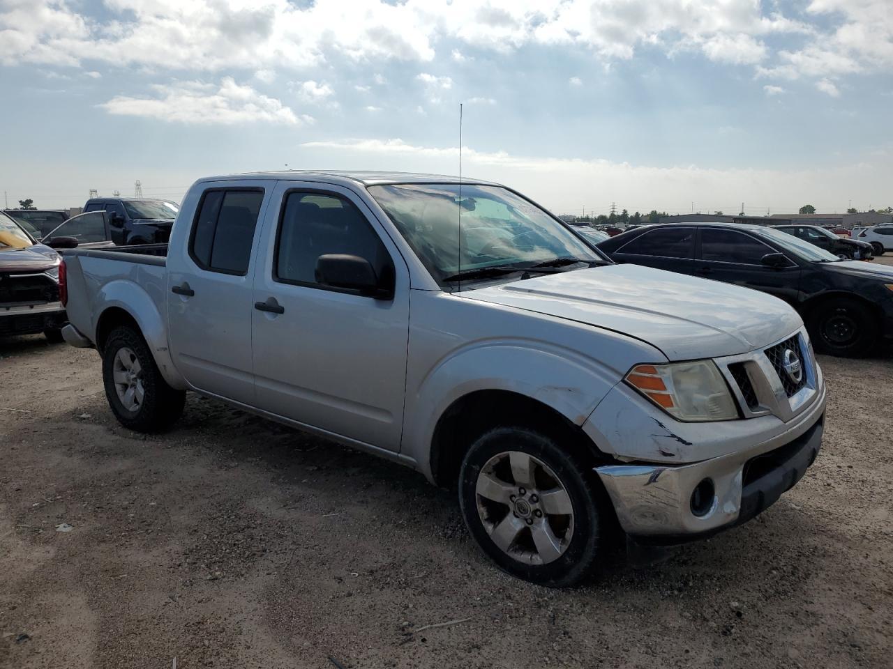 2009 Nissan Frontier Crew Cab Se - Image 4