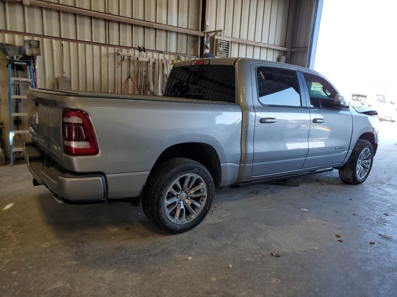2024 Ram 1500 Laramie - Фото 3