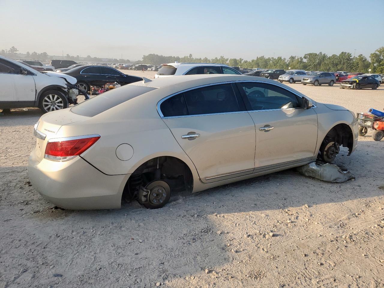 2010 Buick Lacrosse Cx - Фото 3