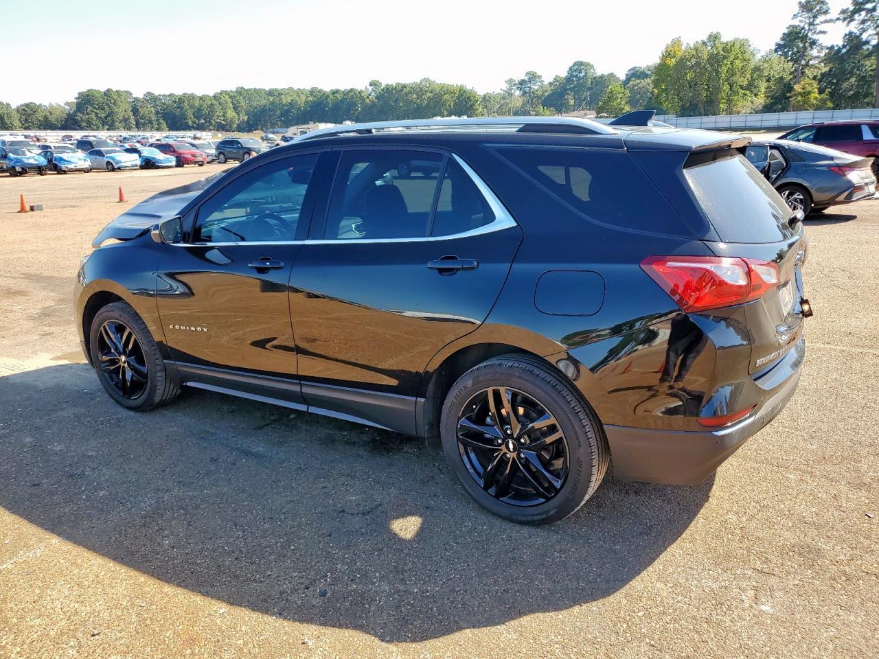 2020 Chevrolet Equinox Lt - Фото 2