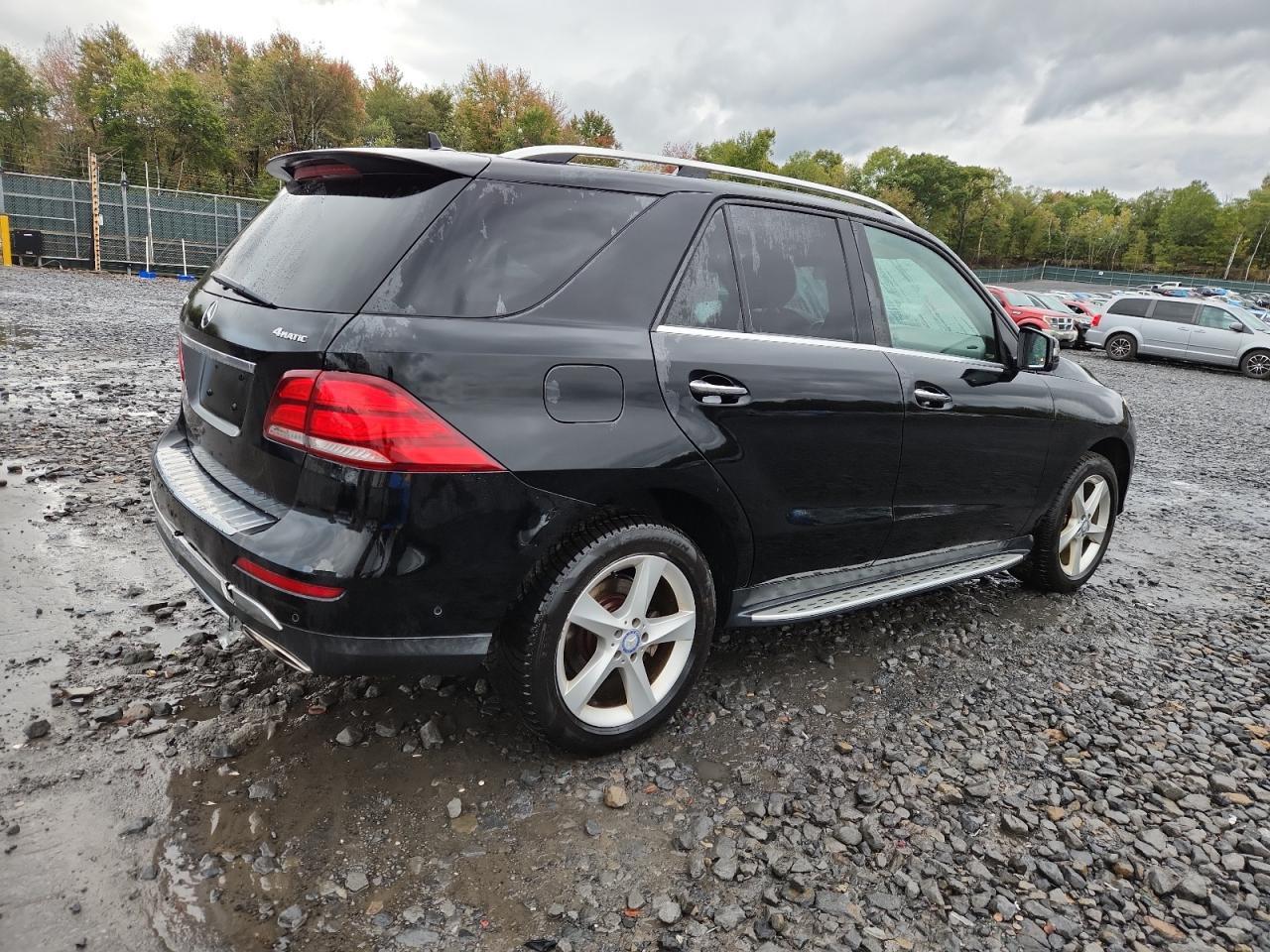 2017 Mercedes-Benz Gle 350 4Matic - Image 3