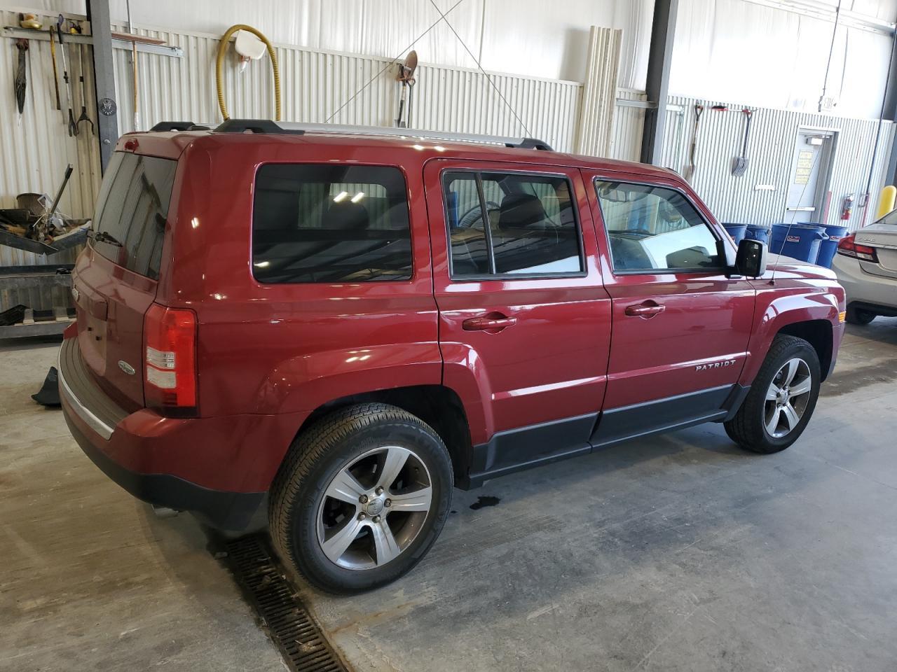 2016 Jeep Patriot Latitude - Фото 3