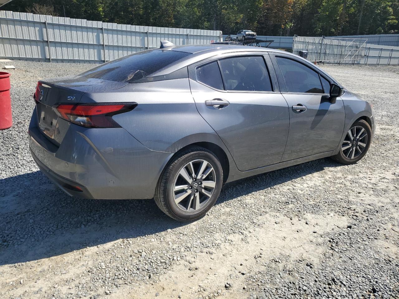 2021 Nissan Versa Sv - Image 3