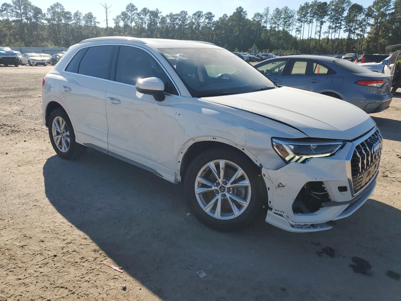 2025 Audi Q3 Premium S Line 45 - Фото 4