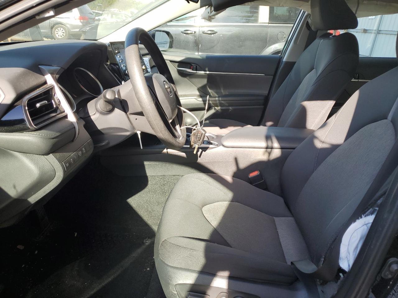 2018 Toyota Camry Le - Фото 7