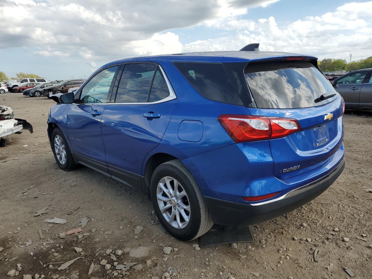 2019 Chevrolet Equinox Lt - Image 2