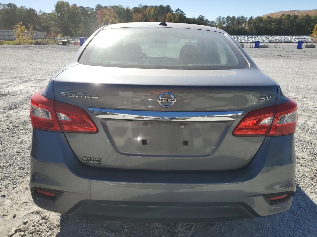 2019 Nissan Sentra S - Фото 6