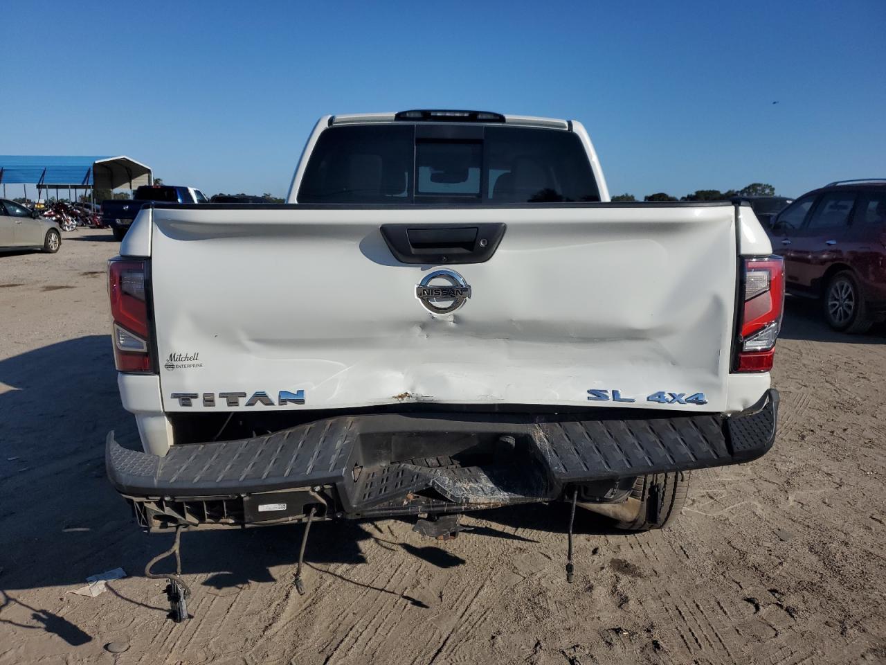 2021 Nissan Titan Sv - Image 6