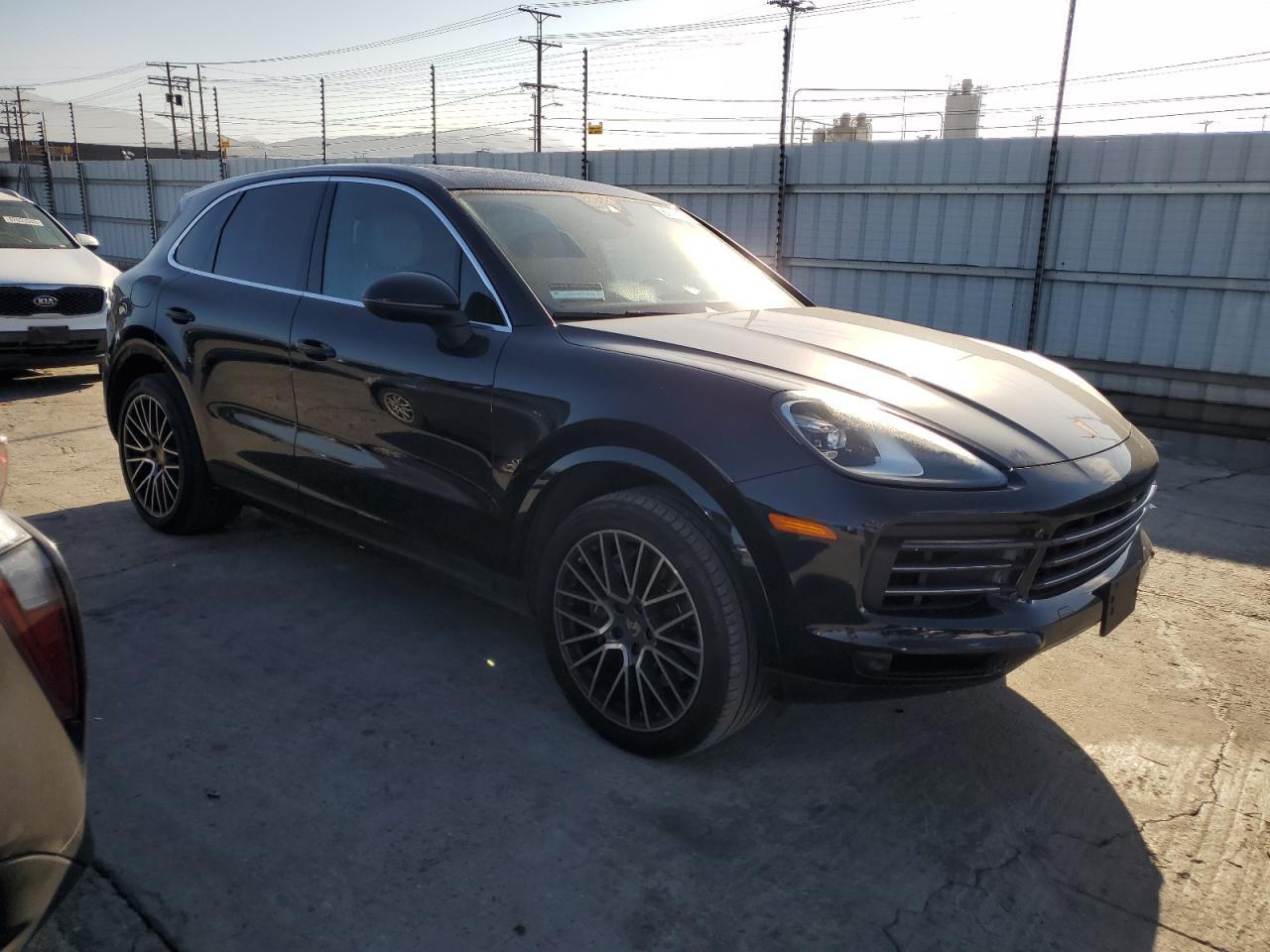 2023 Porsche Cayenne Base - Image 4