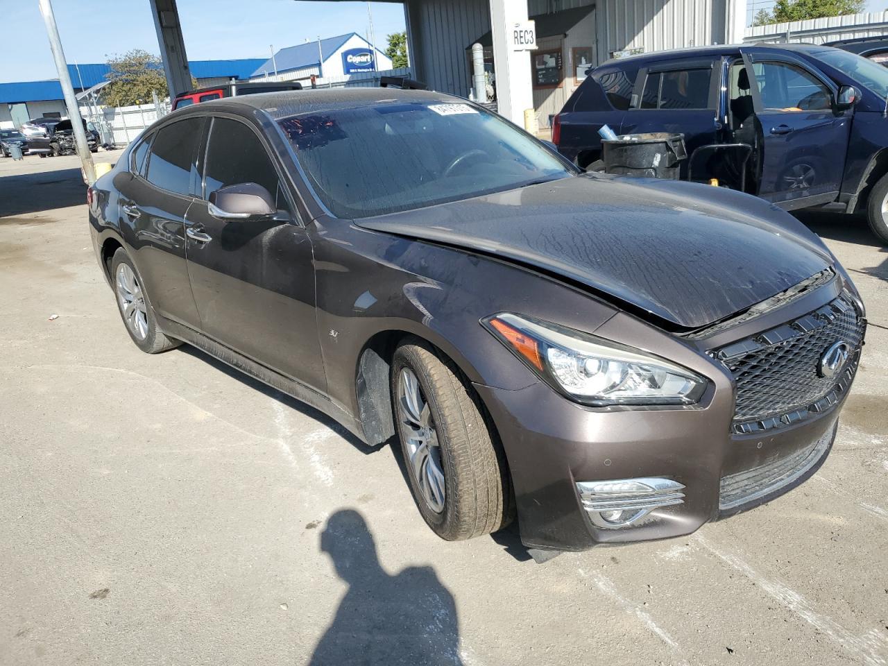 2017 Infiniti Q70 3.7 - Фото 4