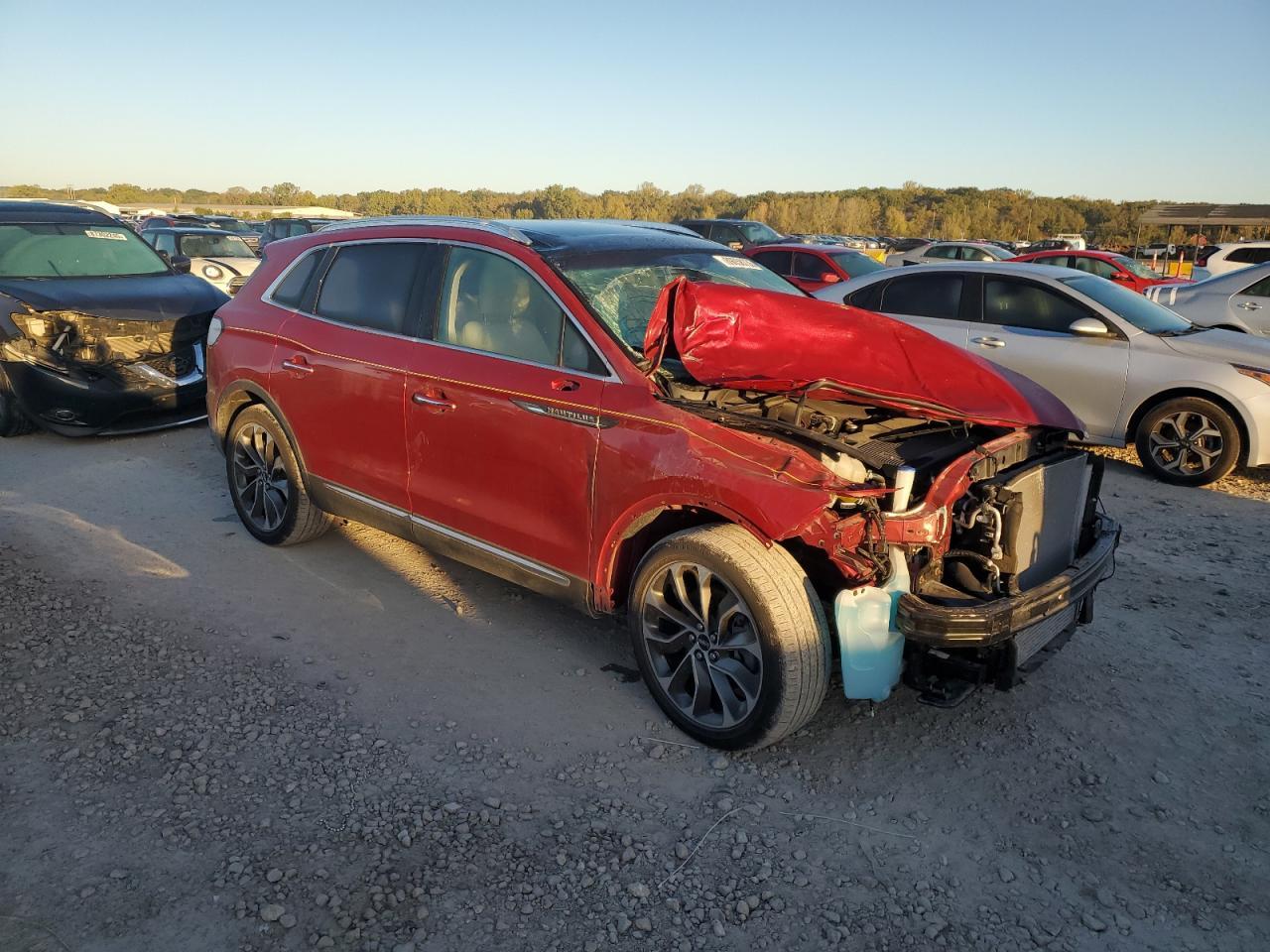 2020 Lincoln Nautilus Reserve - Image 4