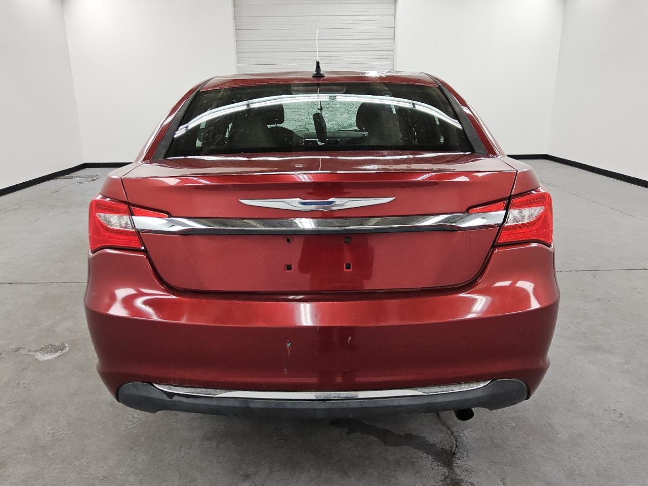 2012 Chrysler 200 Touring - Фото 6