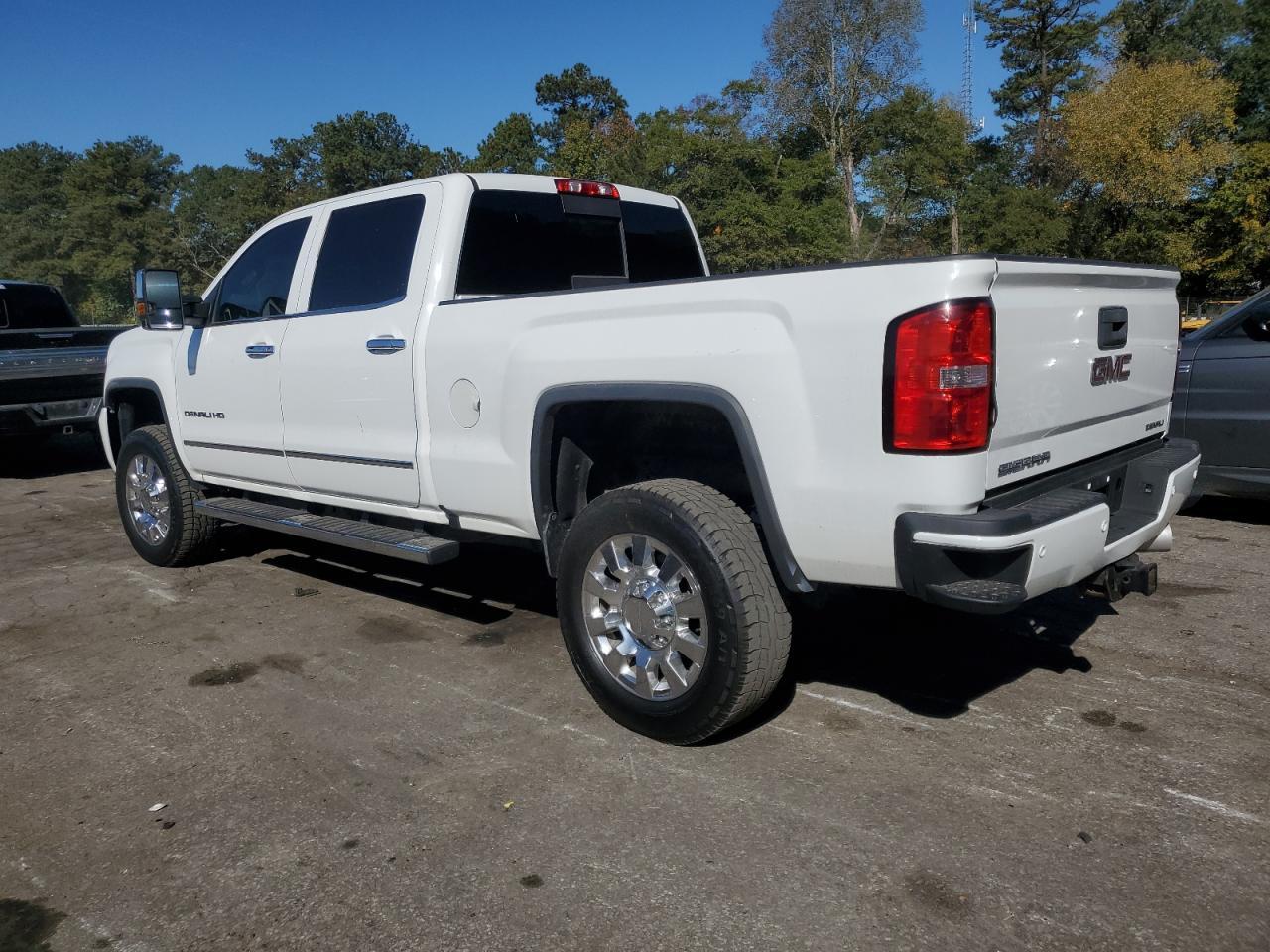 2016 GMC Sierra K2500 Denali - Фото 2