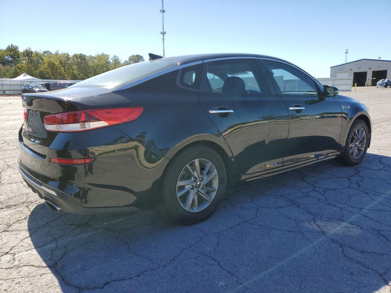 2020 Kia Optima Lx - Фото 3