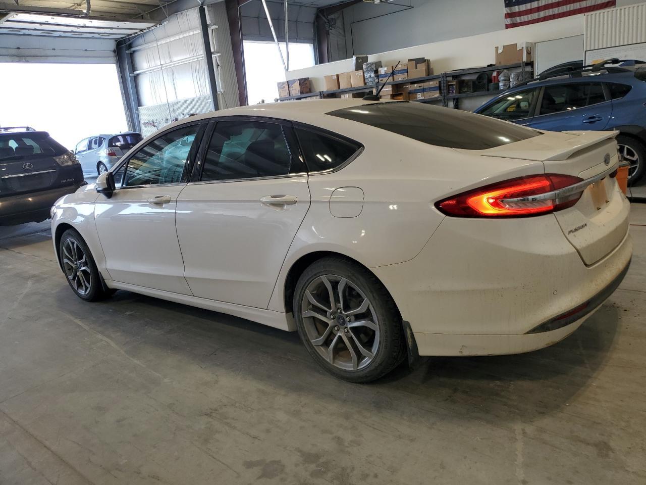2017 Ford Fusion Se - Image 2