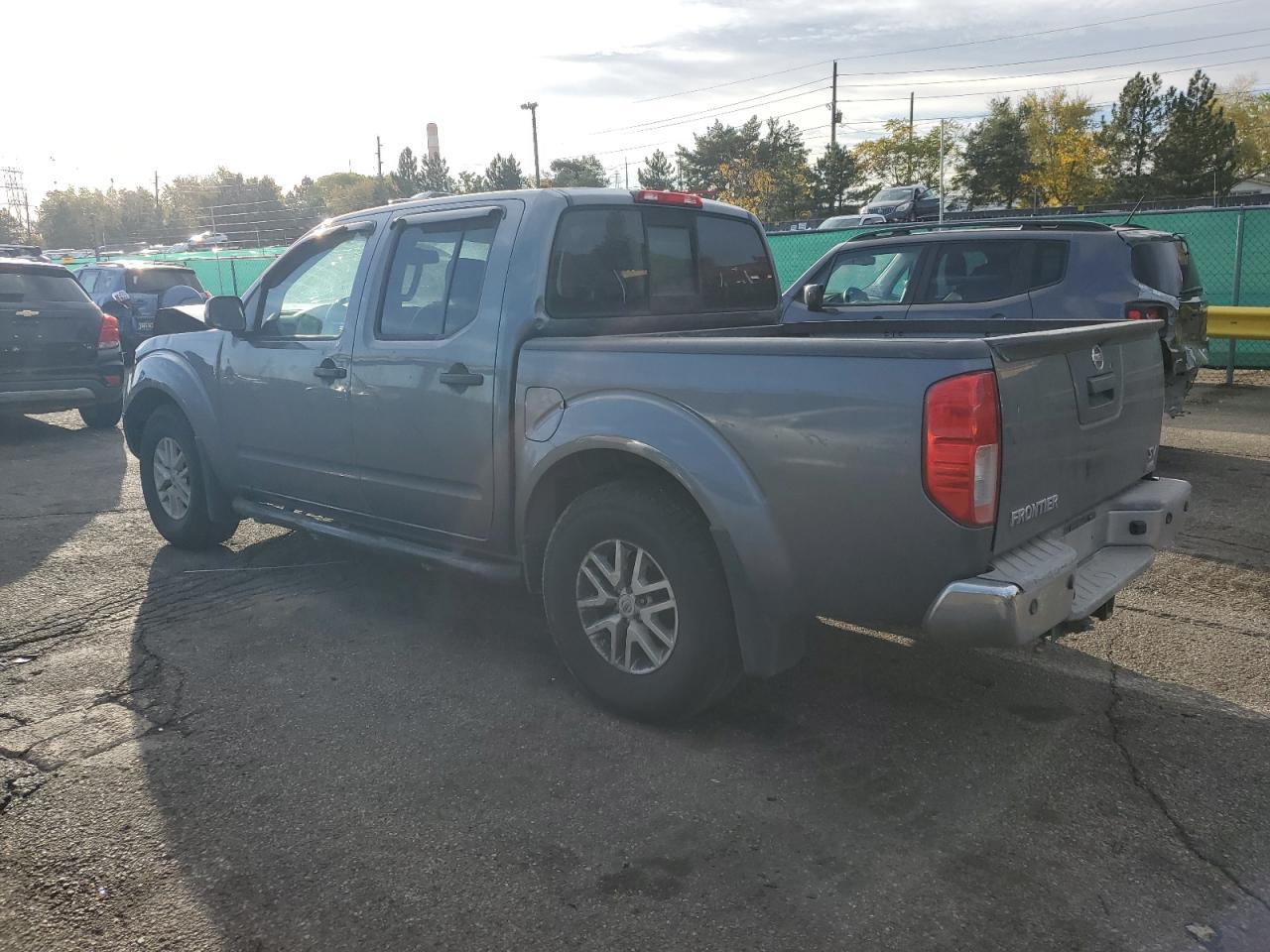 2018 Nissan Frontier S - Фото 2