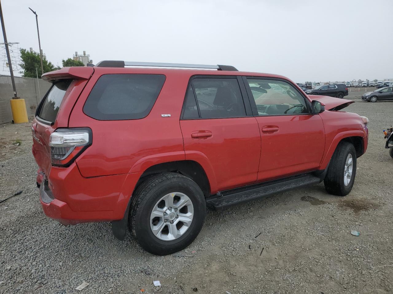 2022 Toyota 4Runner Sr5/Sr5 Premium - Image 3
