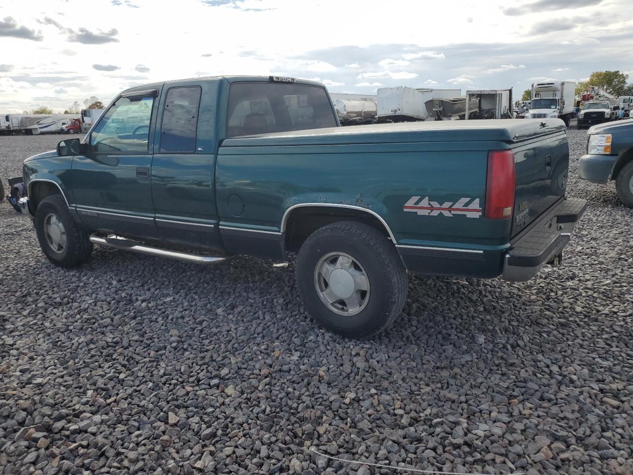 1998 GMC Sierra K1500 - Фото 2