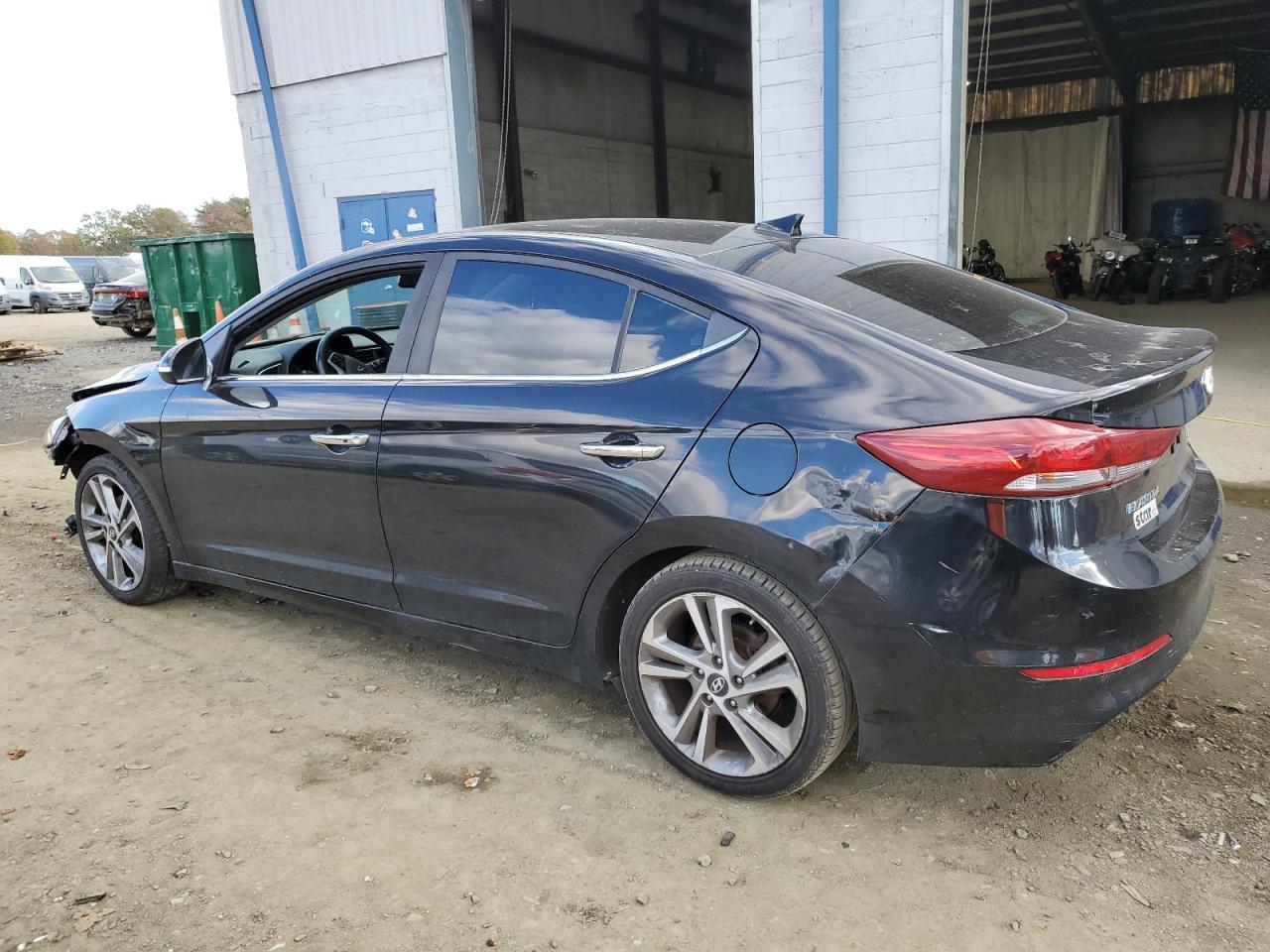 2017 Hyundai Elantra Se - Image 2