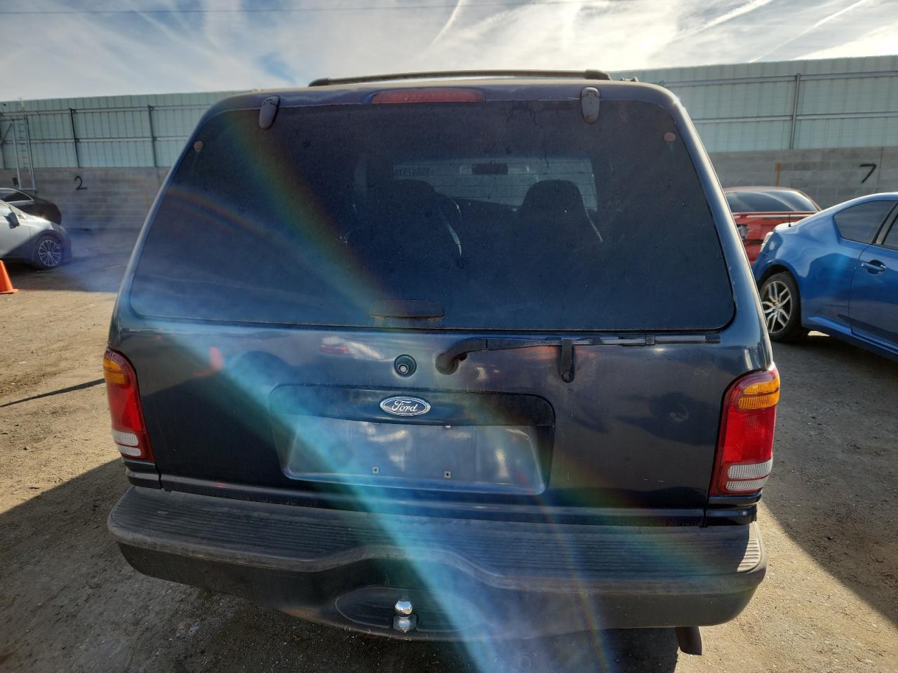 2000 Ford Explorer Sport - Фото 6