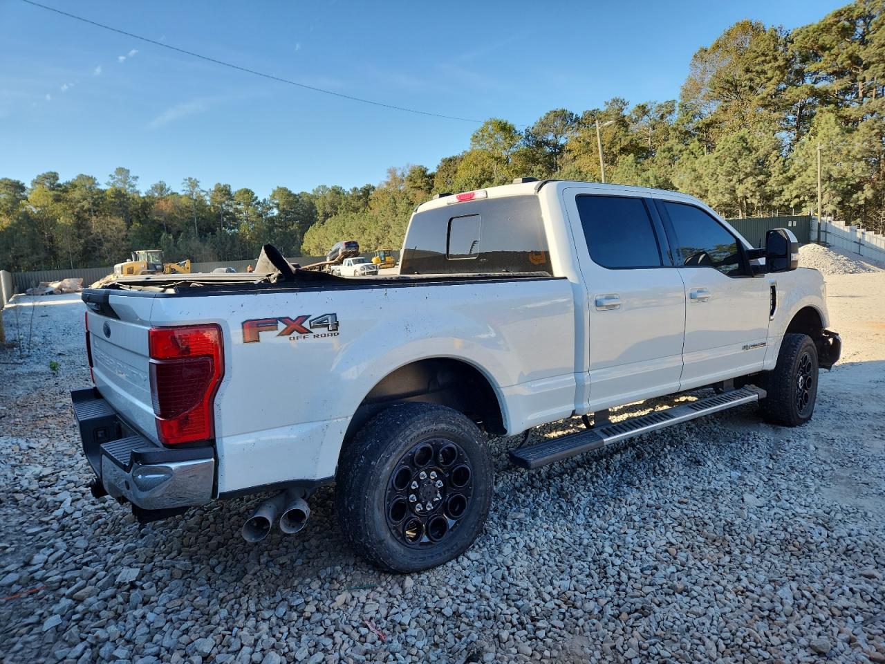 2021 Ford F250 Super Duty - Image 3
