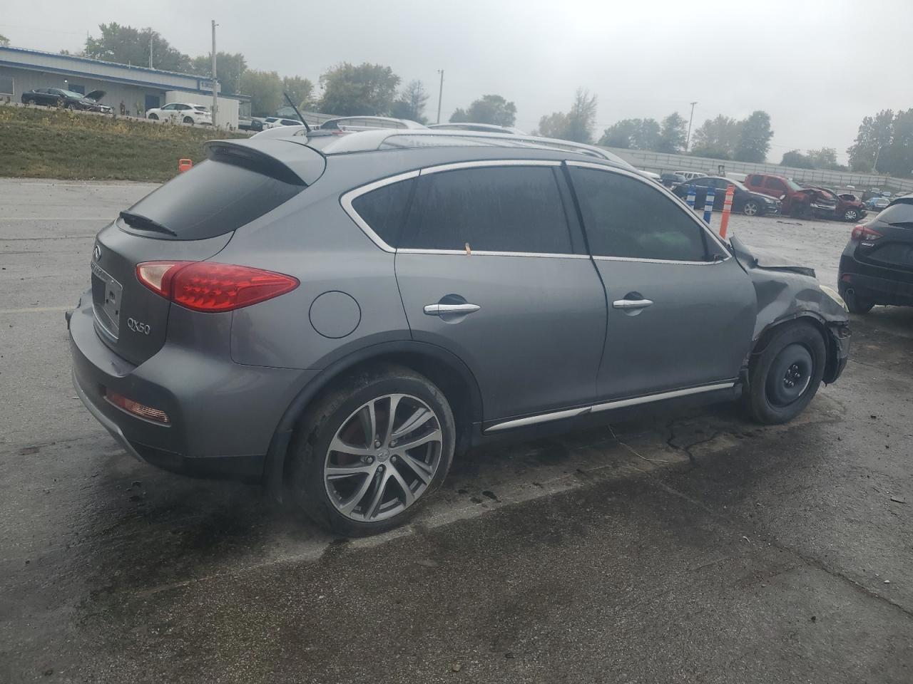 2017 Infiniti Qx50 - Image 3