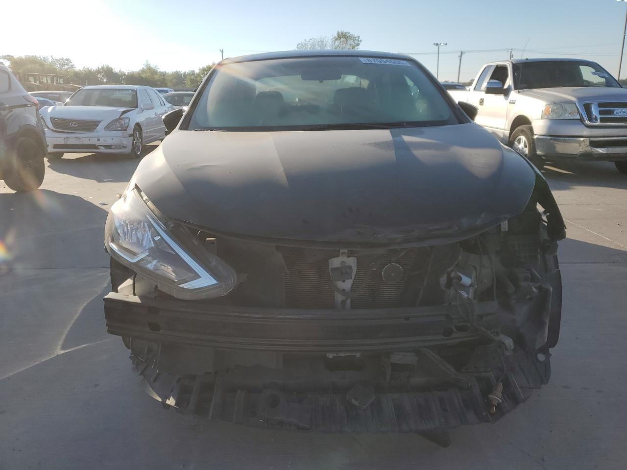 2019 Nissan Sentra S - Фото 5