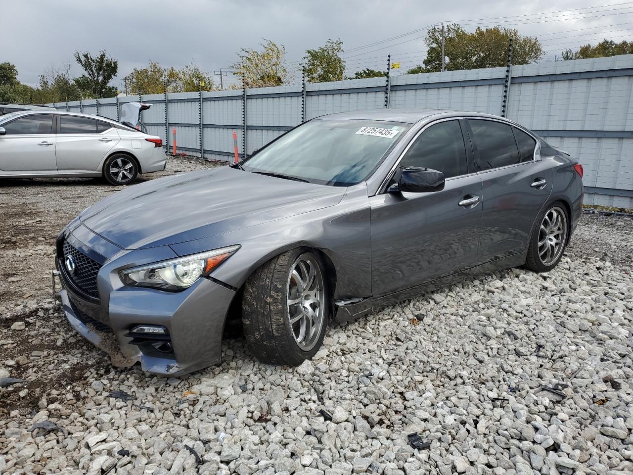 2016 Infiniti Q50 Premium